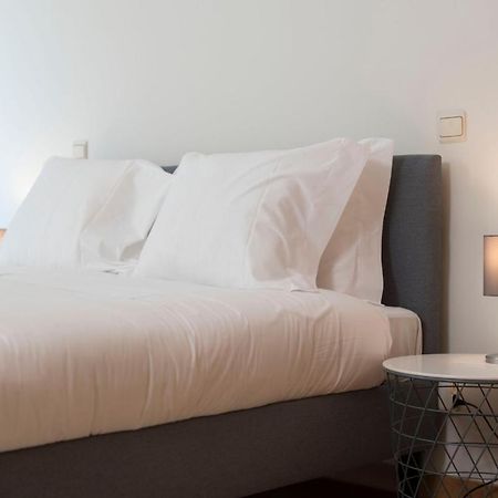 Lovelystay - Oporto Beach Apartment With 2 Free Parking Spots มาโตซีนโญส ภายนอก รูปภาพ