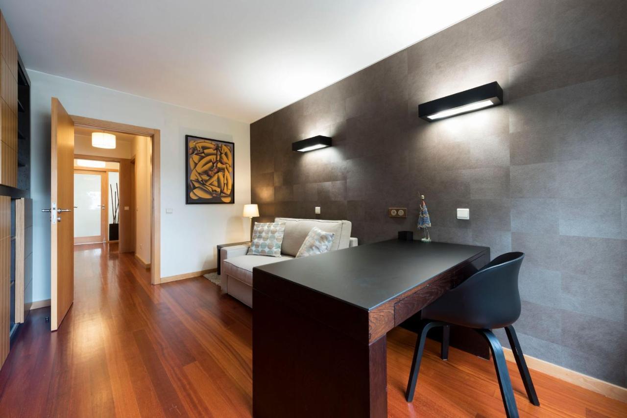 Lovelystay - Oporto Beach Apartment With 2 Free Parking Spots มาโตซีนโญส ภายนอก รูปภาพ