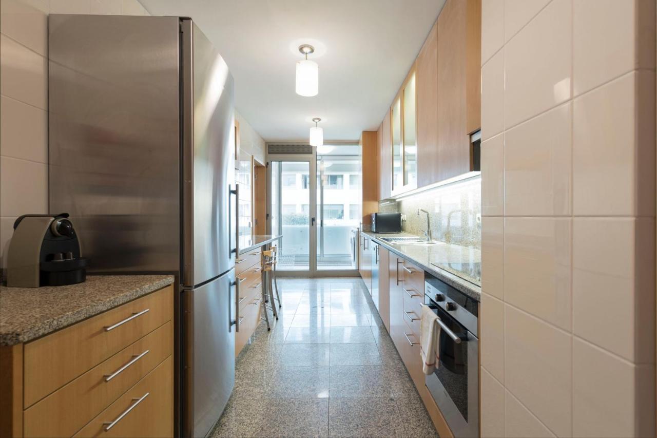 Lovelystay - Oporto Beach Apartment With 2 Free Parking Spots มาโตซีนโญส ภายนอก รูปภาพ