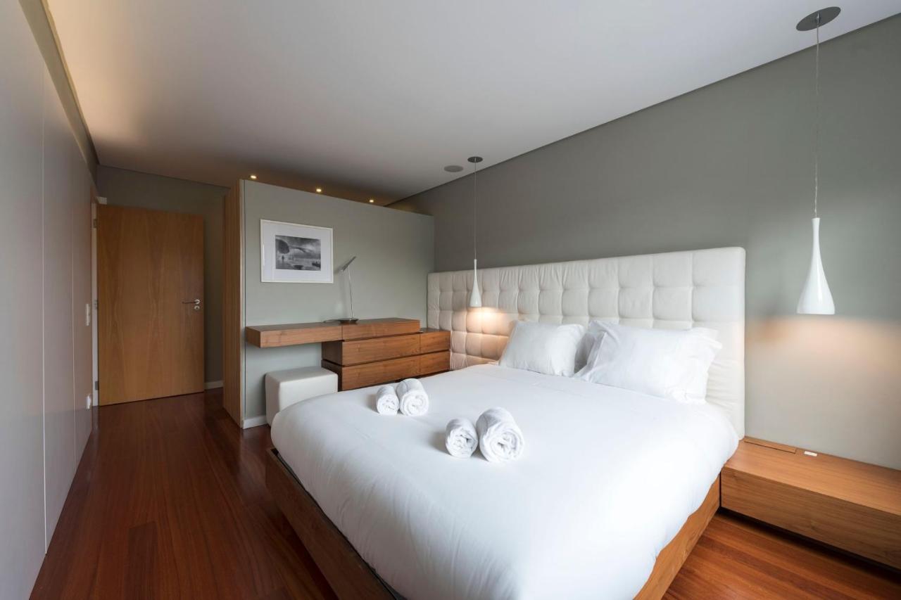 Lovelystay - Oporto Beach Apartment With 2 Free Parking Spots มาโตซีนโญส ภายนอก รูปภาพ