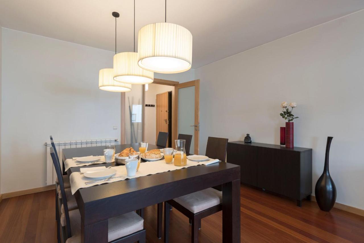 Lovelystay - Oporto Beach Apartment With 2 Free Parking Spots มาโตซีนโญส ภายนอก รูปภาพ