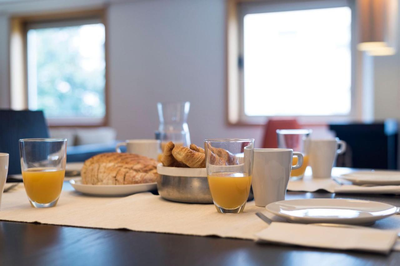 Lovelystay - Oporto Beach Apartment With 2 Free Parking Spots มาโตซีนโญส ภายนอก รูปภาพ
